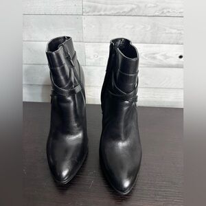 Nine West Ceeceeo  Black Leather Strap Ankle Boots Size 7.5